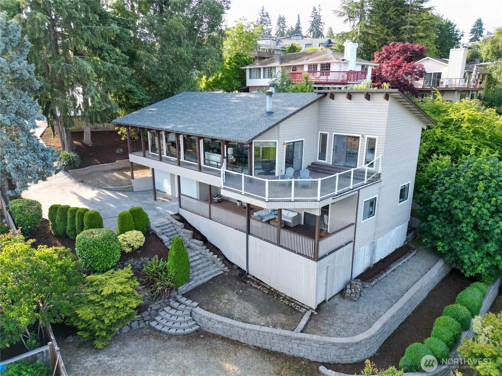 Photo of 29417 1st Avenue S, Federal Way, WA 98003 (MLS # 2400266)