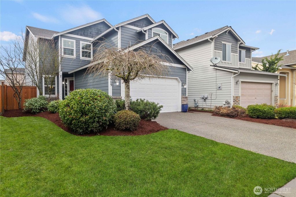 Photo of 25909 163rd Avenue SE, Covington, WA 98042 (MLS # 2336531)