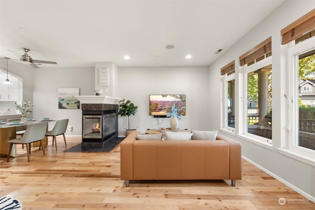 Photo of 1786 10th Avenue NE #1218, Issaquah, WA 98029 (MLS # 2265187)