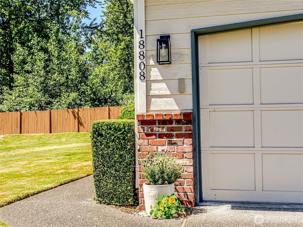 Photo of 18808 19th Drive SE, Bothell, WA 98012 (MLS # 2391132)