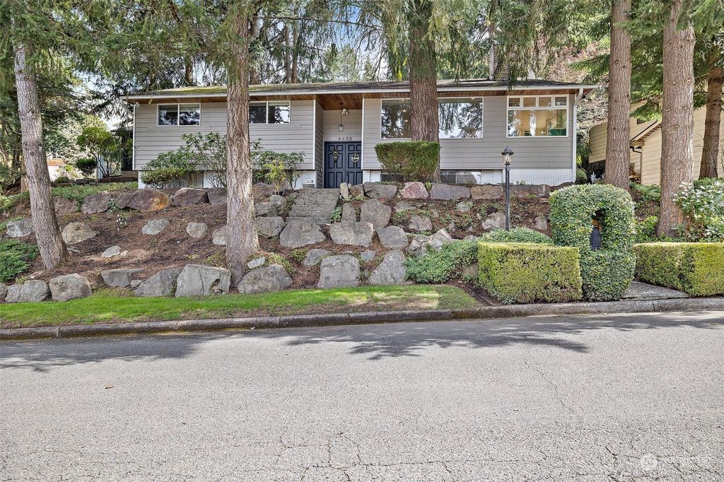 Photo of 4658 149th Avenue SE, Bellevue, WA 98006 (MLS # 2219023)