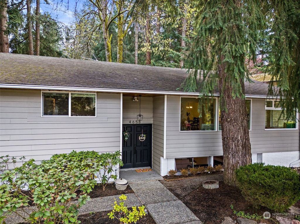 Photo of 4658 149th Avenue SE, Bellevue, WA 98006 (MLS # 2219023)