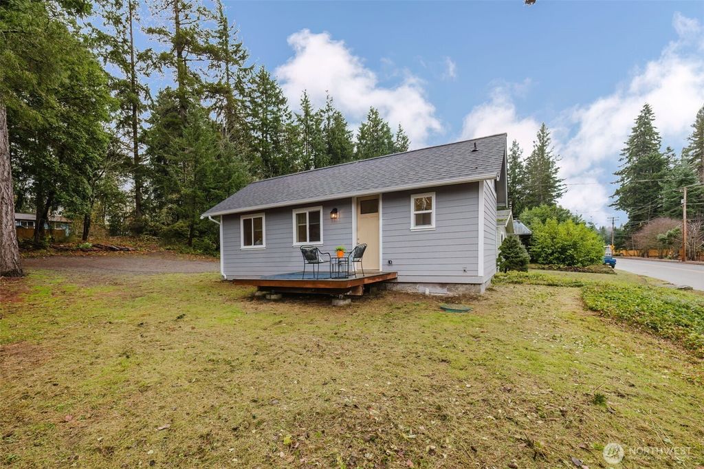 Photo of 1703 Harrison Avenue SE, Port Orchard, WA 98366 (MLS # 2459800)