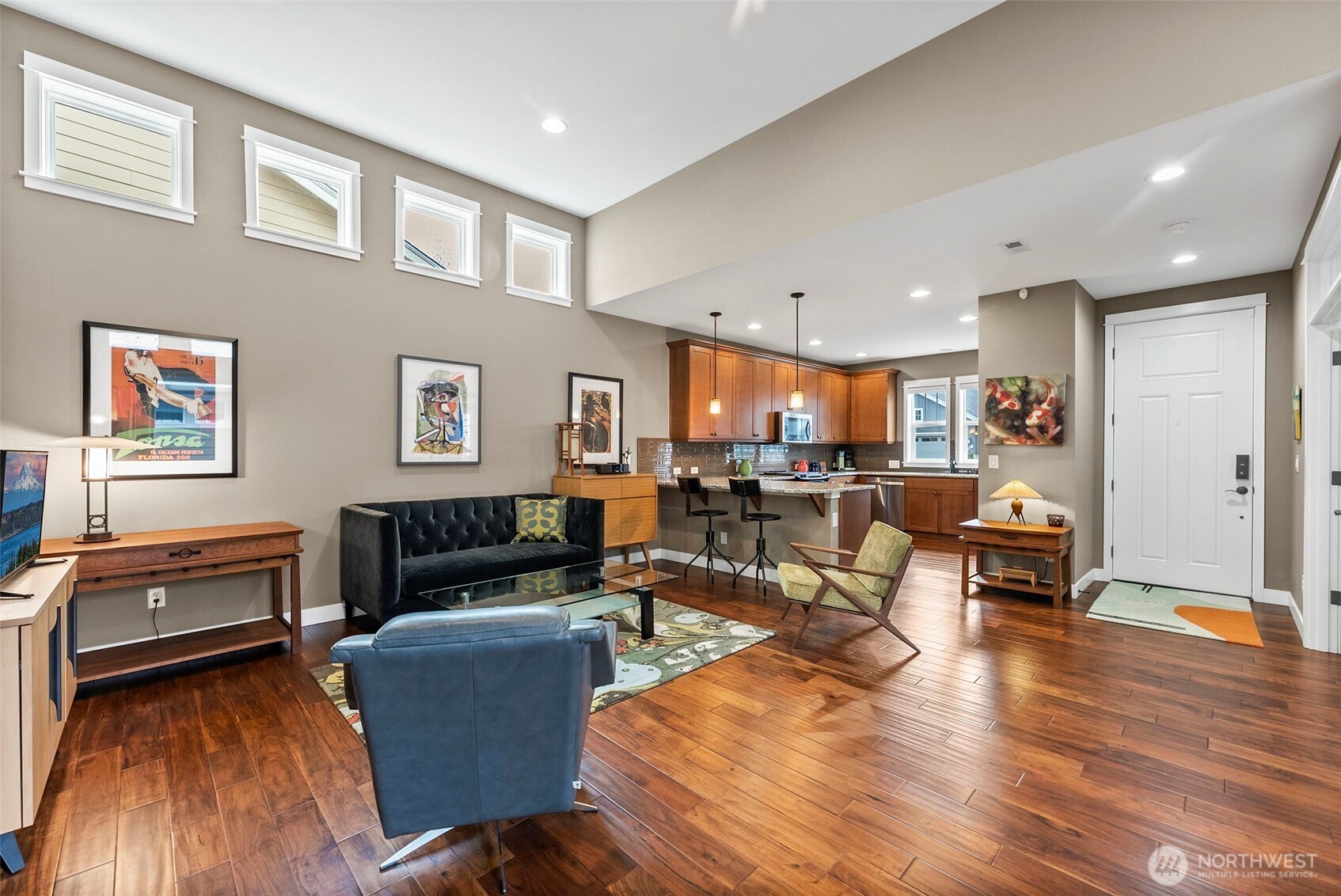 14317 Knoll Park Drive E