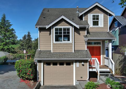 Photo of 3030 31st Avenue W, Seattle, WA 98199 (MLS # 2524630)