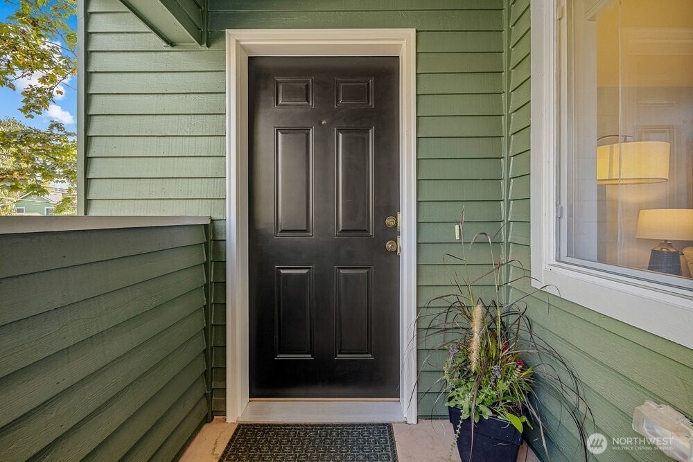 Photo of 317 27th Avenue E, Seattle, WA 98112 (MLS # 2593425)