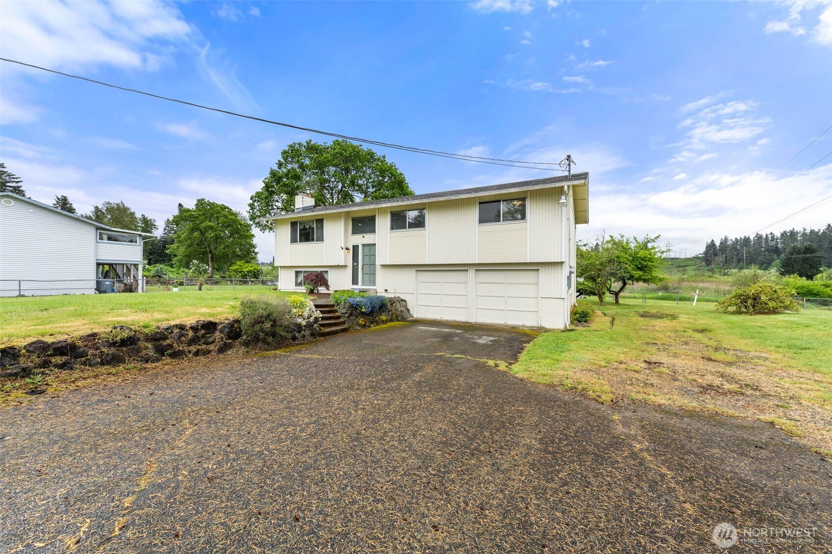 4508 Military Road E