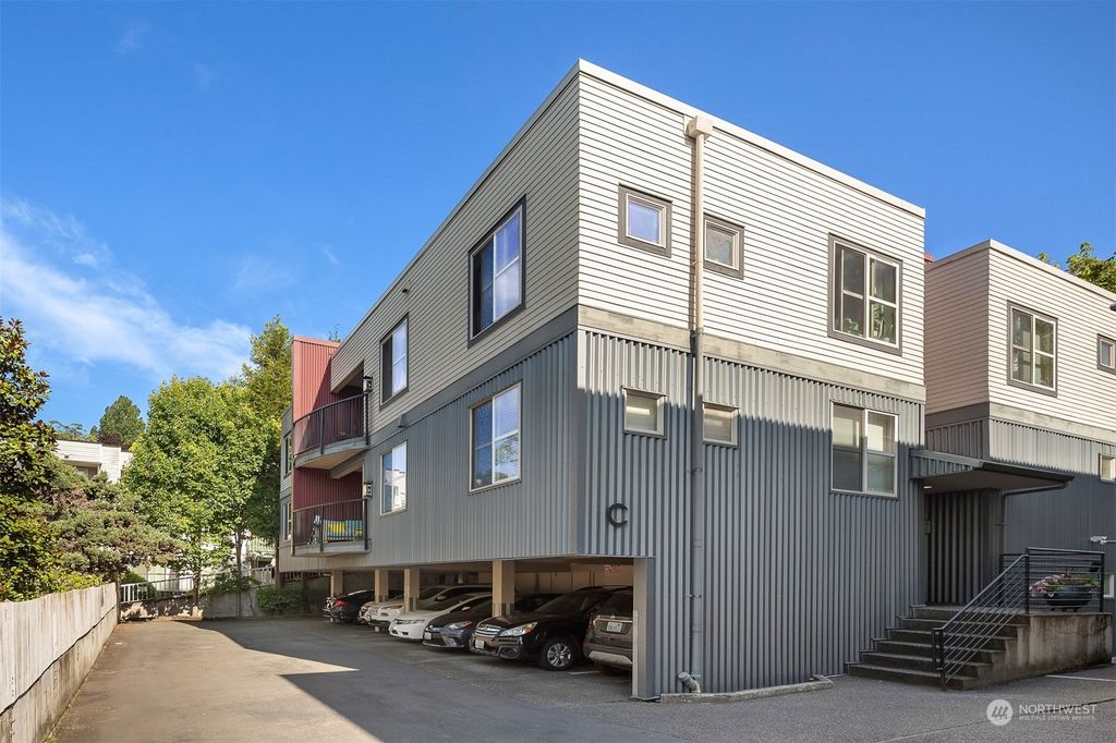Photo of 9520 1st Avenue NE #C302, Seattle, WA 98115 (MLS # 2135495)