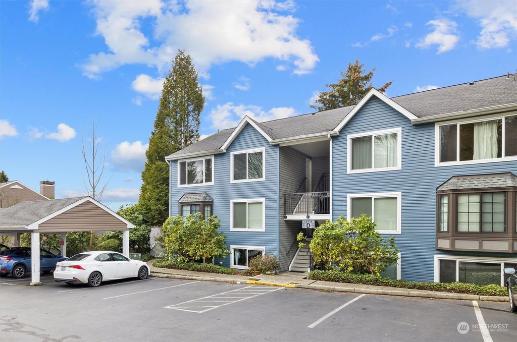 Photo of 12716 NE 144th Street #D-101, Kirkland, WA 98034 (MLS # 2039764)