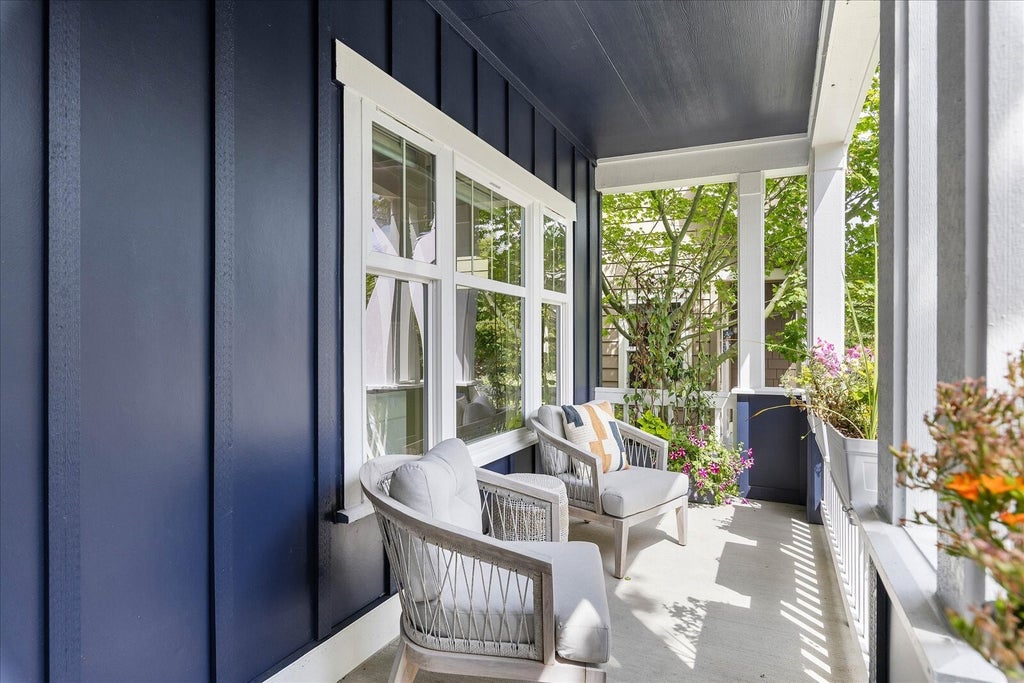 Photo of 5925 31st Avenue SW, Seattle, WA 98126 (MLS # 2594624)