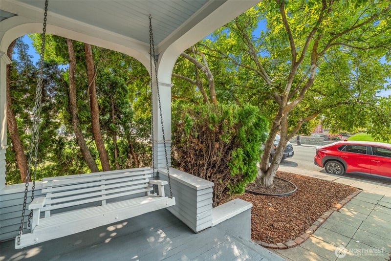 311 Okanogan Avenue
