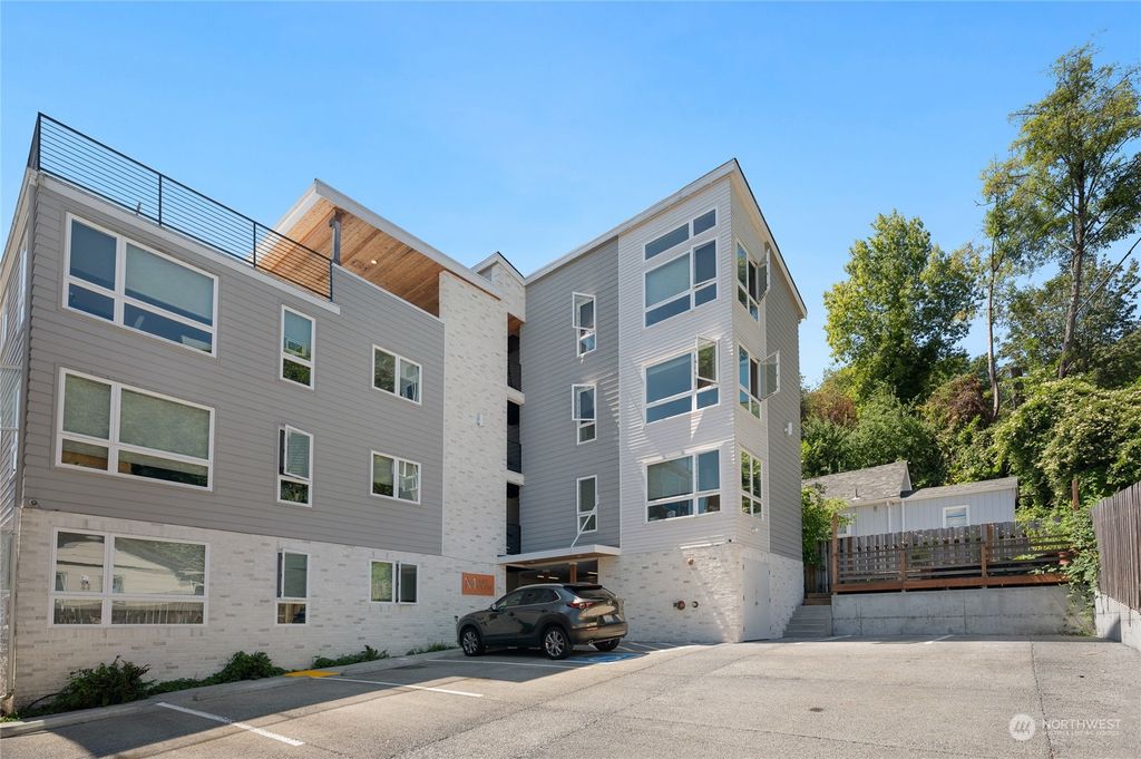 Photo of 3005 Harbor Avenue SW, Seattle, WA 98126 (MLS # 2271194)