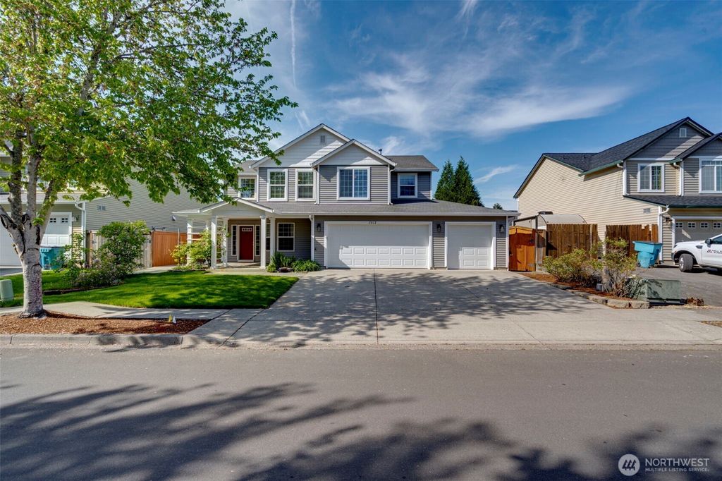 Photo of 1312 NW 9th Way, Battle Ground, WA 98604 (MLS # 2516184)