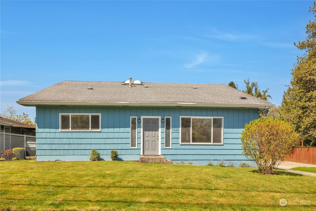 Photo of 9329 53rd Avenue S #9329, Seattle, WA 98118 (MLS # 2062988)