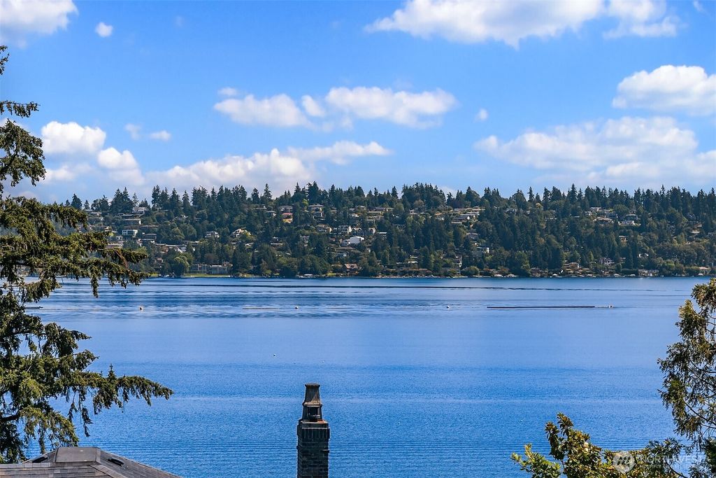 Photo of 3220 Sierra Drive S, Seattle, WA 98144 (MLS # 2470101)