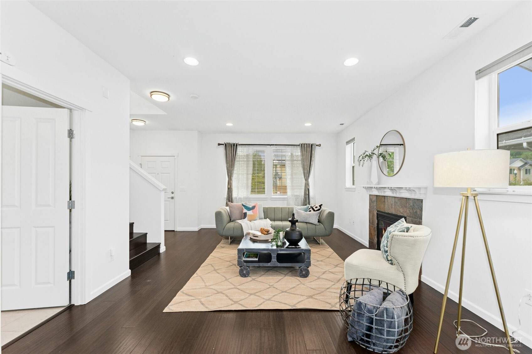 1312 51st Street NE