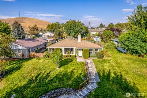 Photo of 209 Maringo Road, Ephrata, WA 98823 (MLS # 2578039)