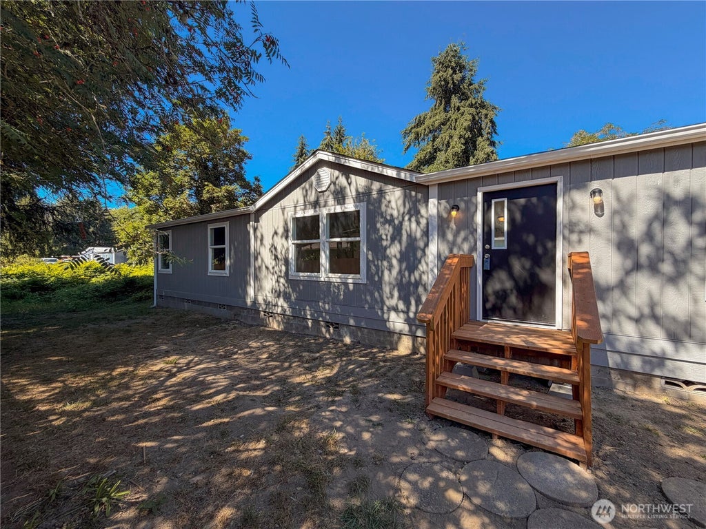 Photo of 421 N 5th Street, Toledo, WA 98591 (MLS # 2568221)
