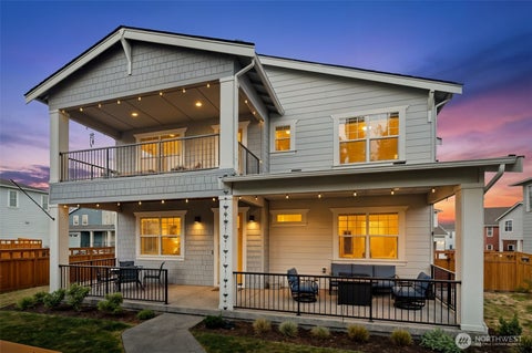 Photo of 9812 6th Avenue SW, Seattle, WA 98106 (MLS # 2570466)