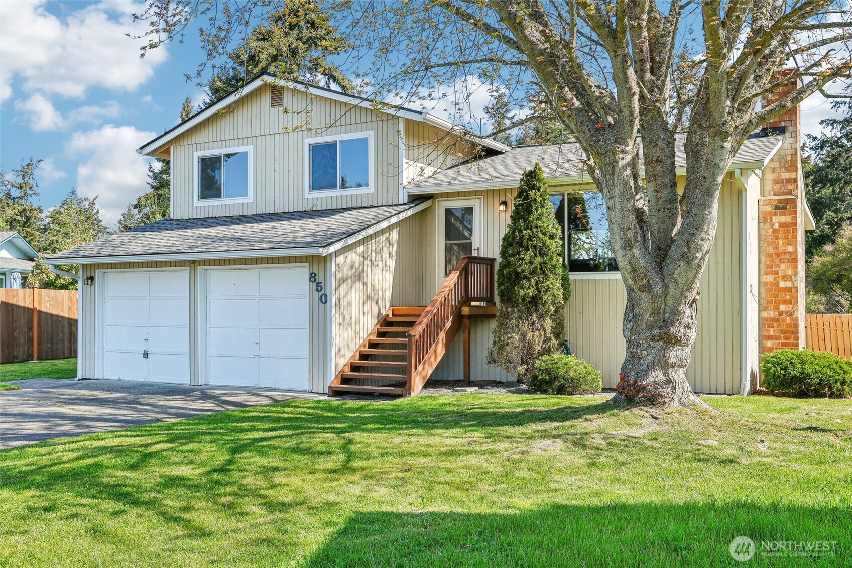 850 SW Kingma Court