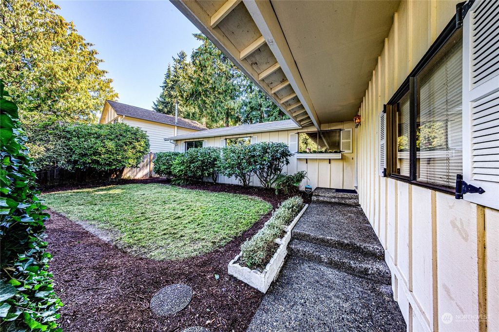 Photo of 2114 172nd Place SE, Bothell, WA 98012 (MLS # 1994892)