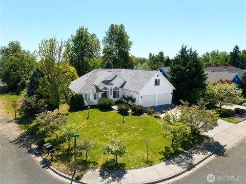 Photo of 1388 Crystal Court, Walla Walla, WA 99362 (MLS # 2519050)