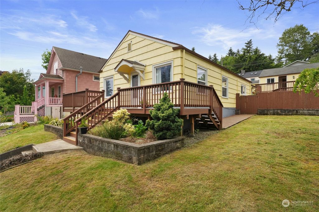 Photo of 4626 S 3rd Avenue, Everett, WA 98203 (MLS # 2213145)