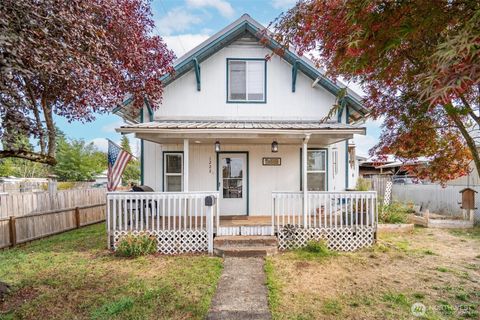 Photo of 1222 Delaware Avenue, Centralia, WA 98531 (MLS # 2442042)