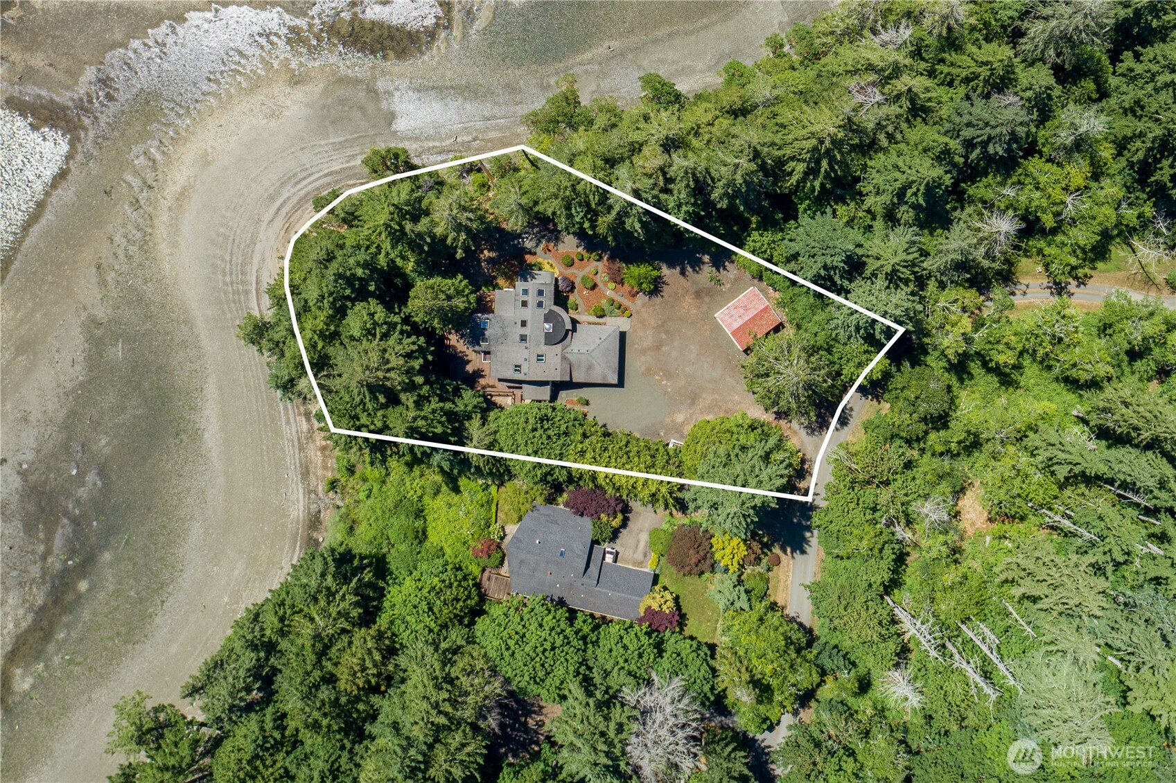 121 SE Emerald Drive