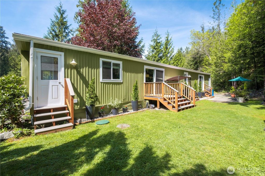 Photo of 9500 315th Avenue SE #15, Issaquah, WA 98027 (MLS # 2519227)