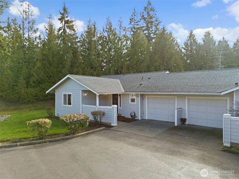 Photo of 923 NW Leisure Ln Ln, Bremerton, WA 98311 (MLS # 2482632)