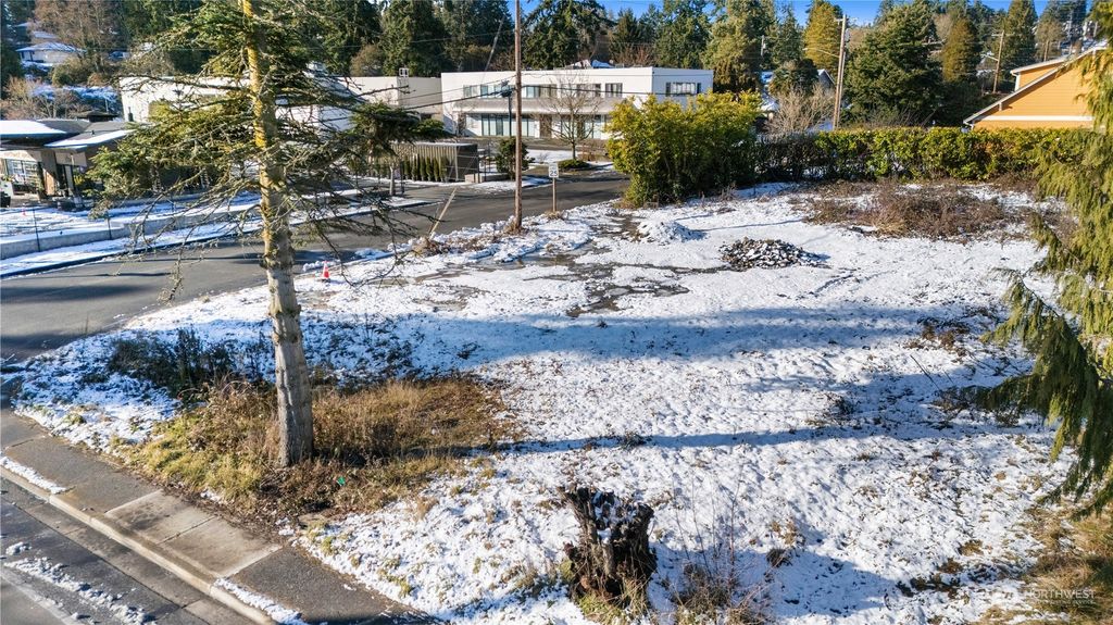 Photo of 24128 76th Avenue W, Edmonds, WA 98026 (MLS # 2328377)