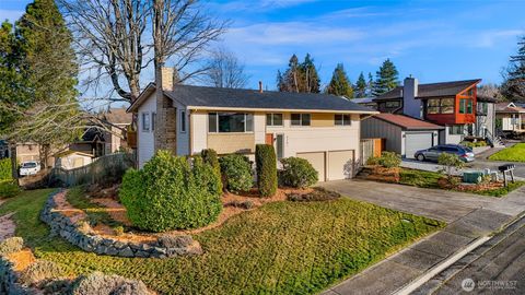 Photo of 3701 Ridgemont Way, Bellingham, WA 98226 (MLS # 2473037)