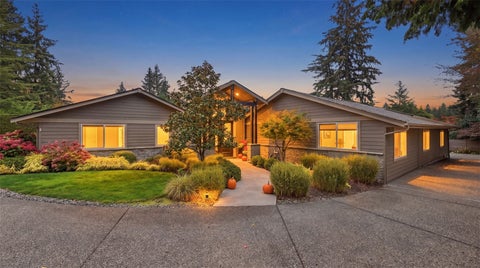 Photo of 8036 132nd Avenue NE, Redmond, WA 98052 (MLS # 2596682)