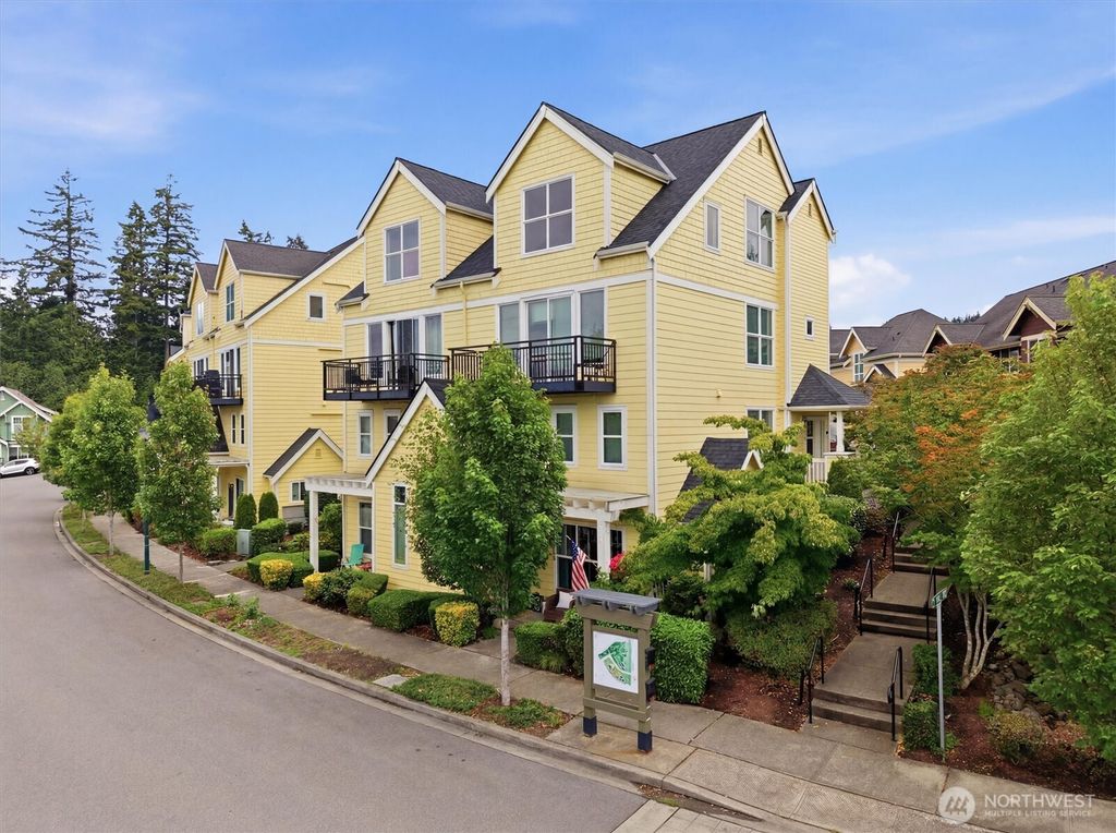 Photo of 1950 18TH Avenue NE #50A, Issaquah, WA 98029 (MLS # 2550367)