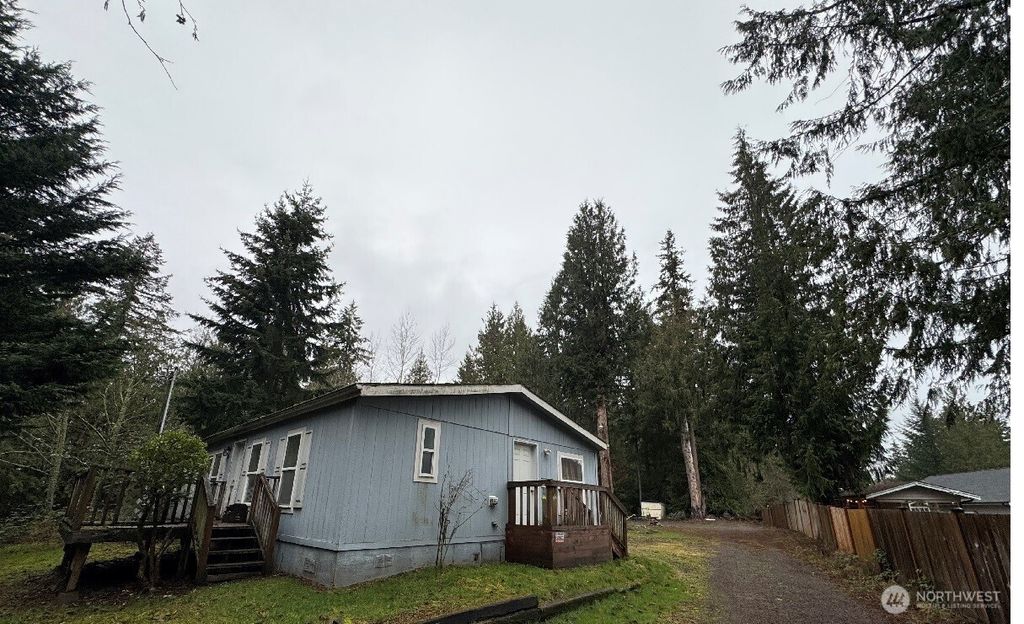 Photo of 17915 64th Street E, Lake Tapps, WA 98391 (MLS # 2472453)