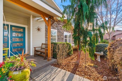 Photo of 705 Kachess Lane, Zillah, WA 98953 (MLS # 2465821)