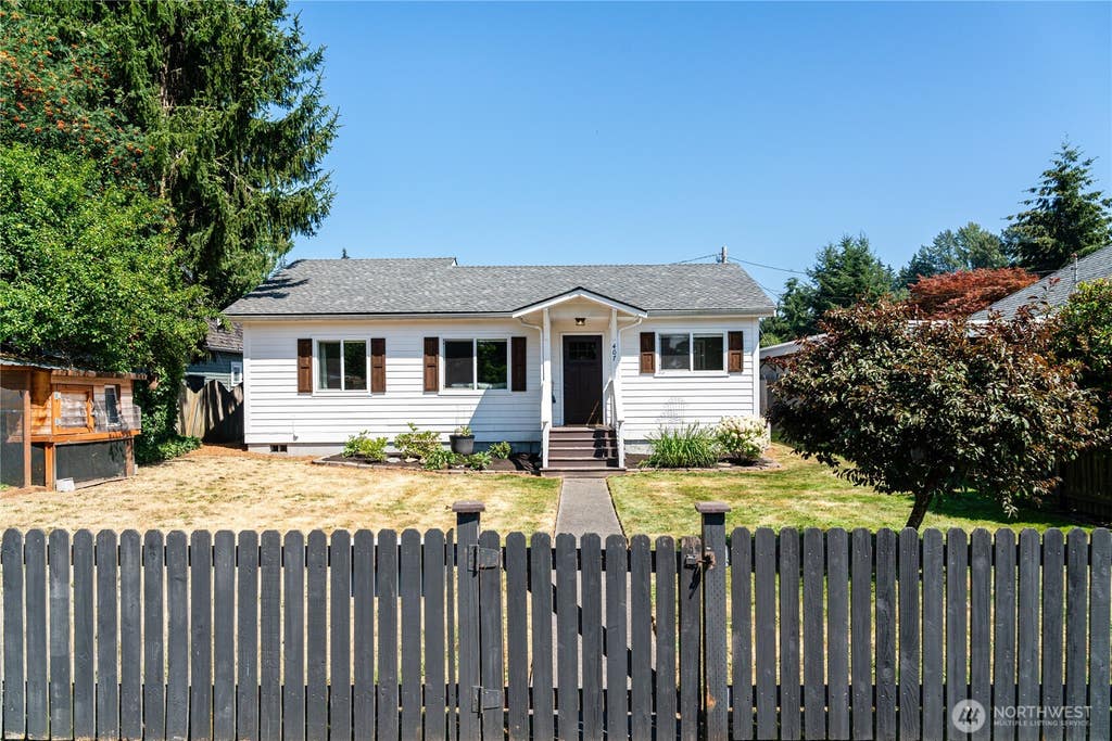 Photo of 407 N Gifford Avenue, Arlington, WA 98223 (MLS # 2553472)