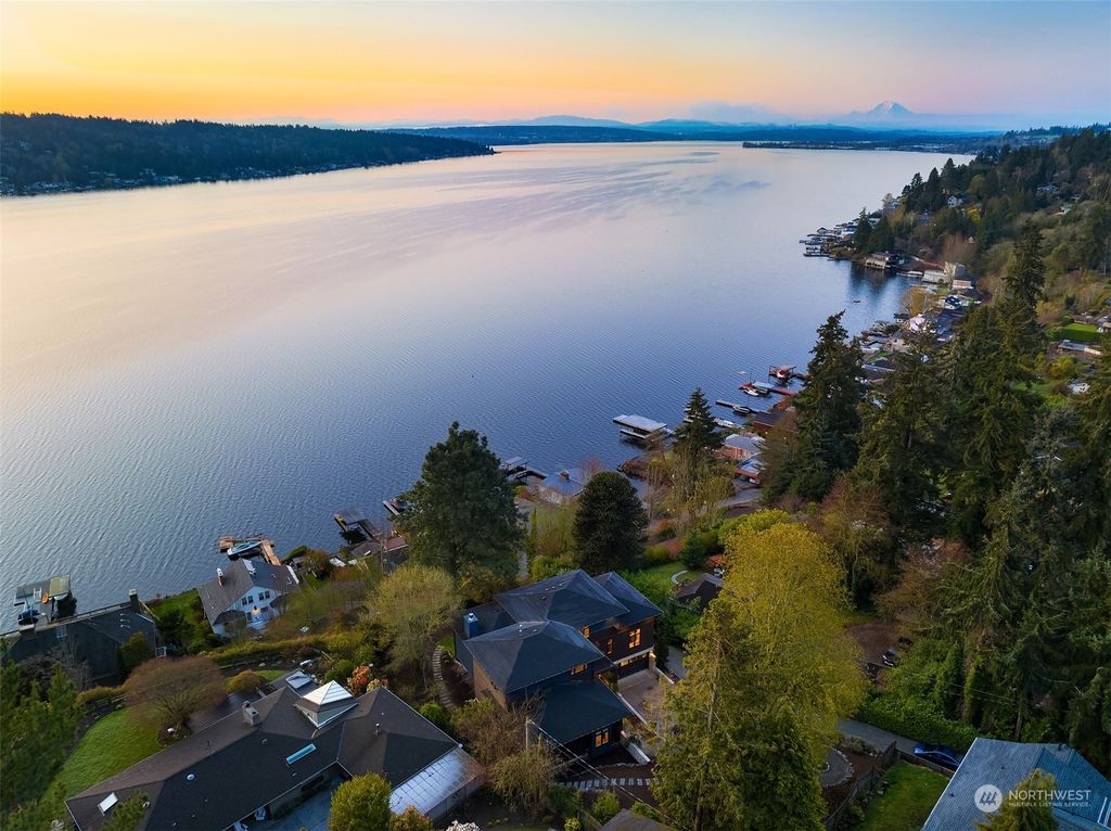 Photo of 13026 42nd Avenue NE, Seattle, WA 98125 (MLS # 2057515)