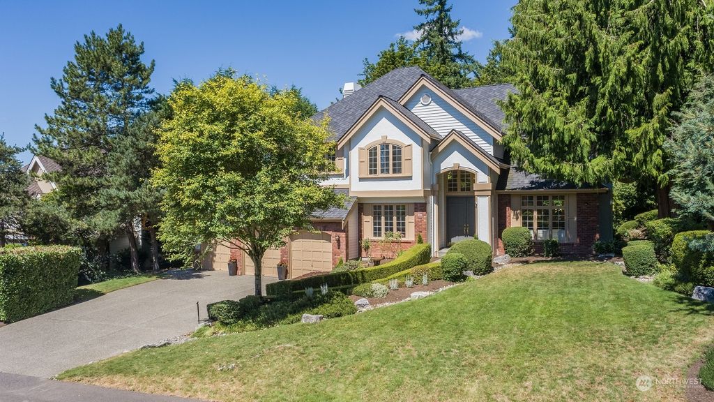 Photo of 20918 SE 2nd Place, Sammamish, WA 98074 (MLS # 2143561)
