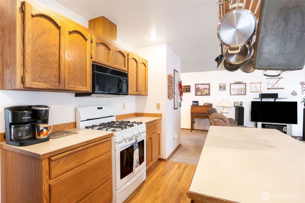 listing image 9364887382150039736