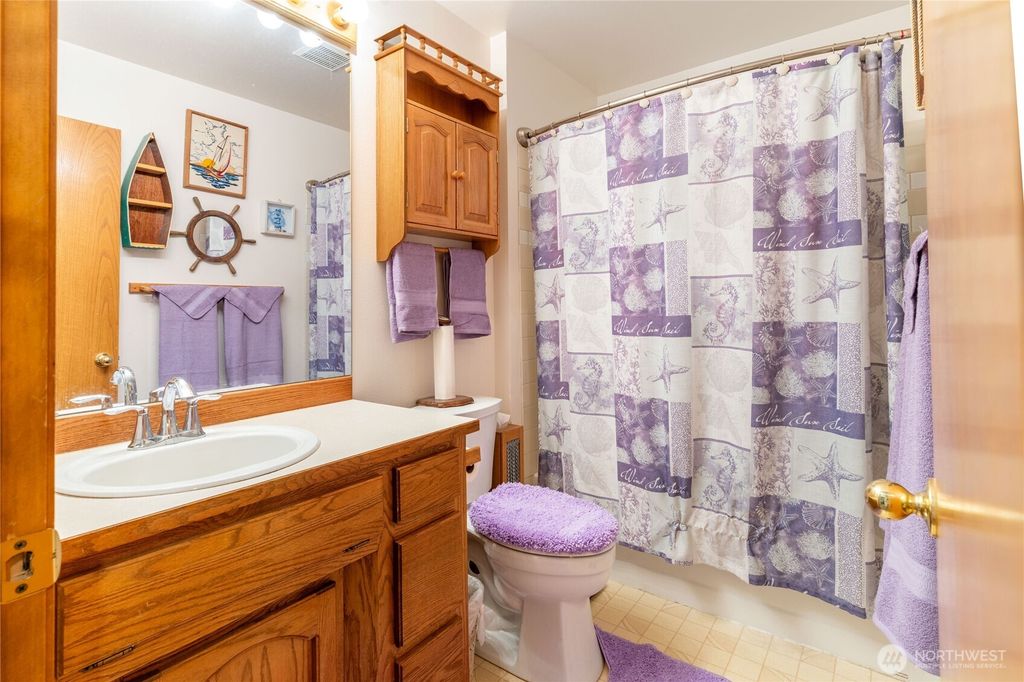 listing image 9367550706459036301