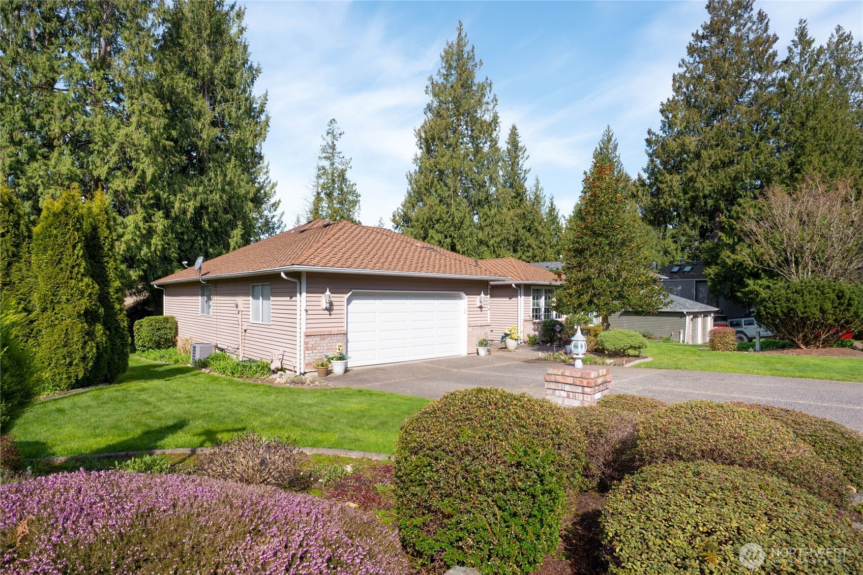 18204 Woodbine Dr