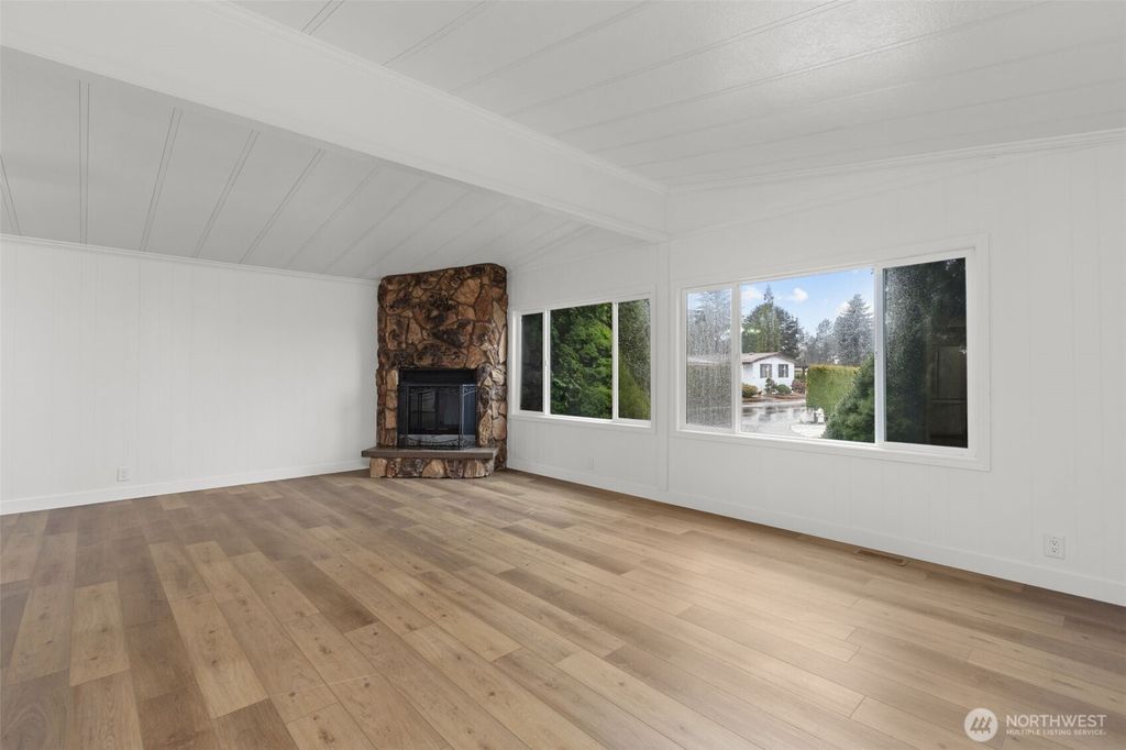 Photo of 11436 SE 208th Street #7, Kent, WA 98031 (MLS # 2481099)