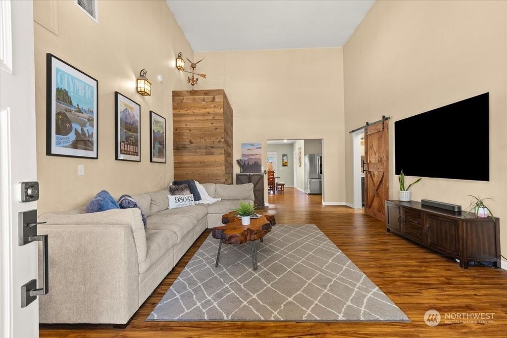 Photo of 24412 183rd Court SE, Covington, WA 98042 (MLS # 2329428)