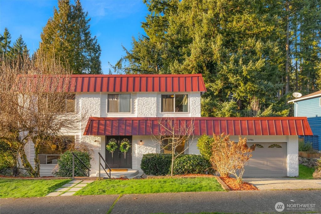 Photo of 11704 NE 145th Street, Kirkland, WA 98034 (MLS # 2469644)