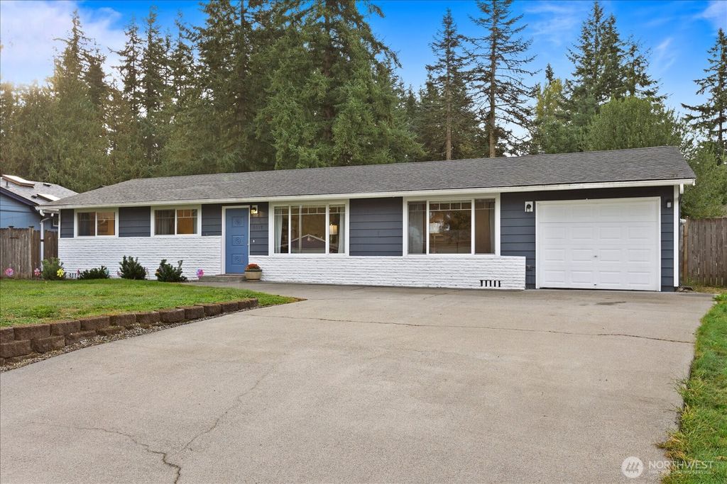 Photo of 5018 130th Place NE, Marysville, WA 98271 (MLS # 2440518)