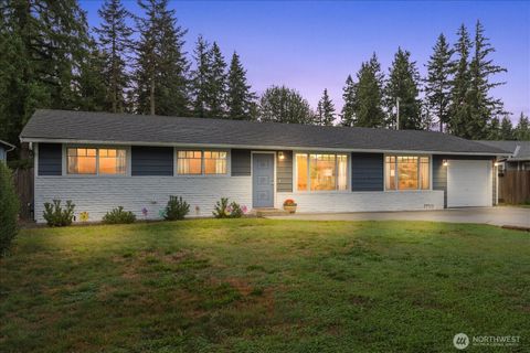 Photo of 5018 130th Place NE, Marysville, WA 98271 (MLS # 2440518)