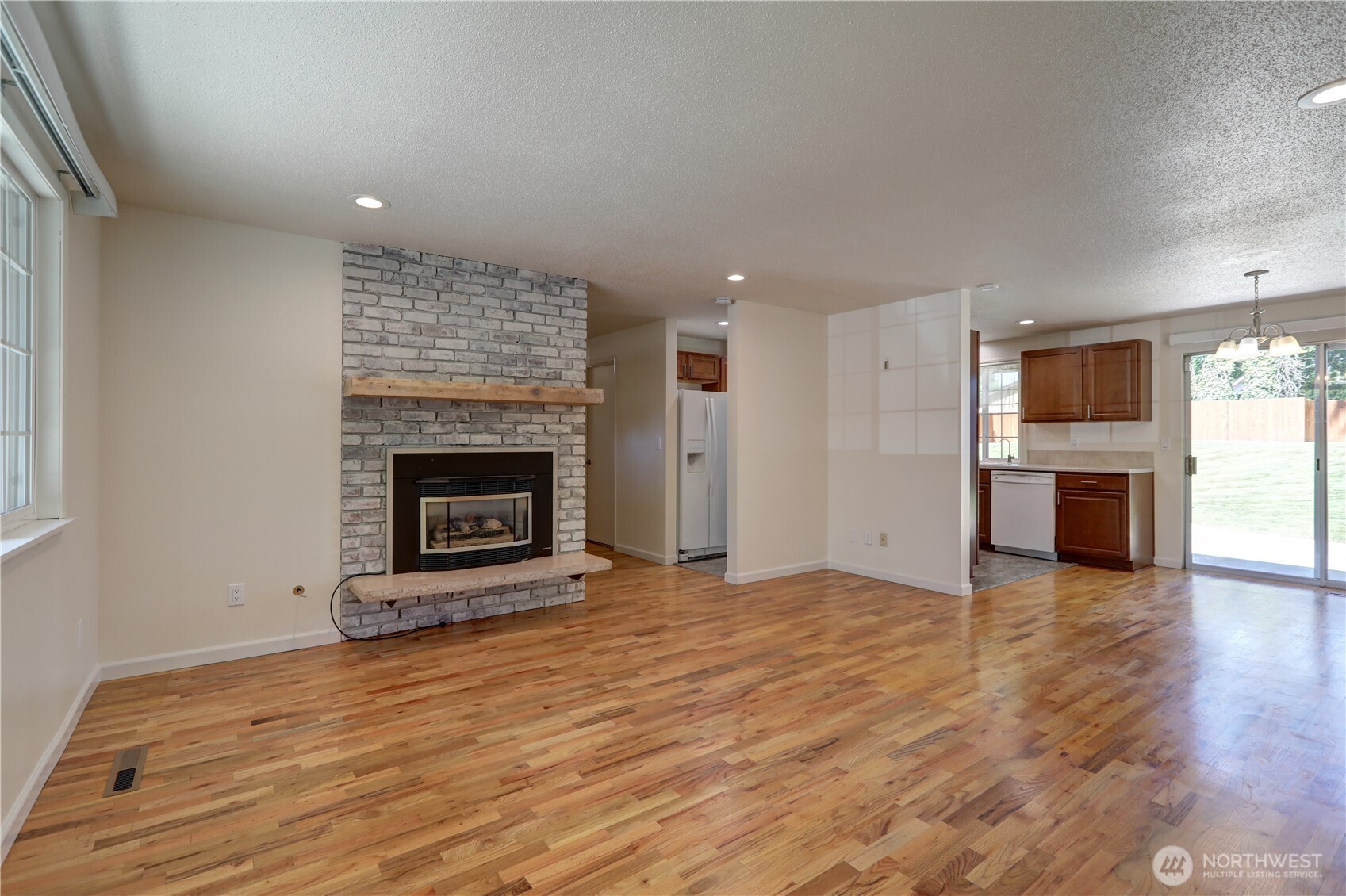 9415 Veterans Drive SW