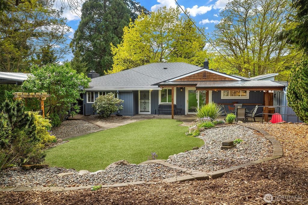 Photo of 10919 28th Avenue SW, Seattle, WA 98146 (MLS # 2368635)